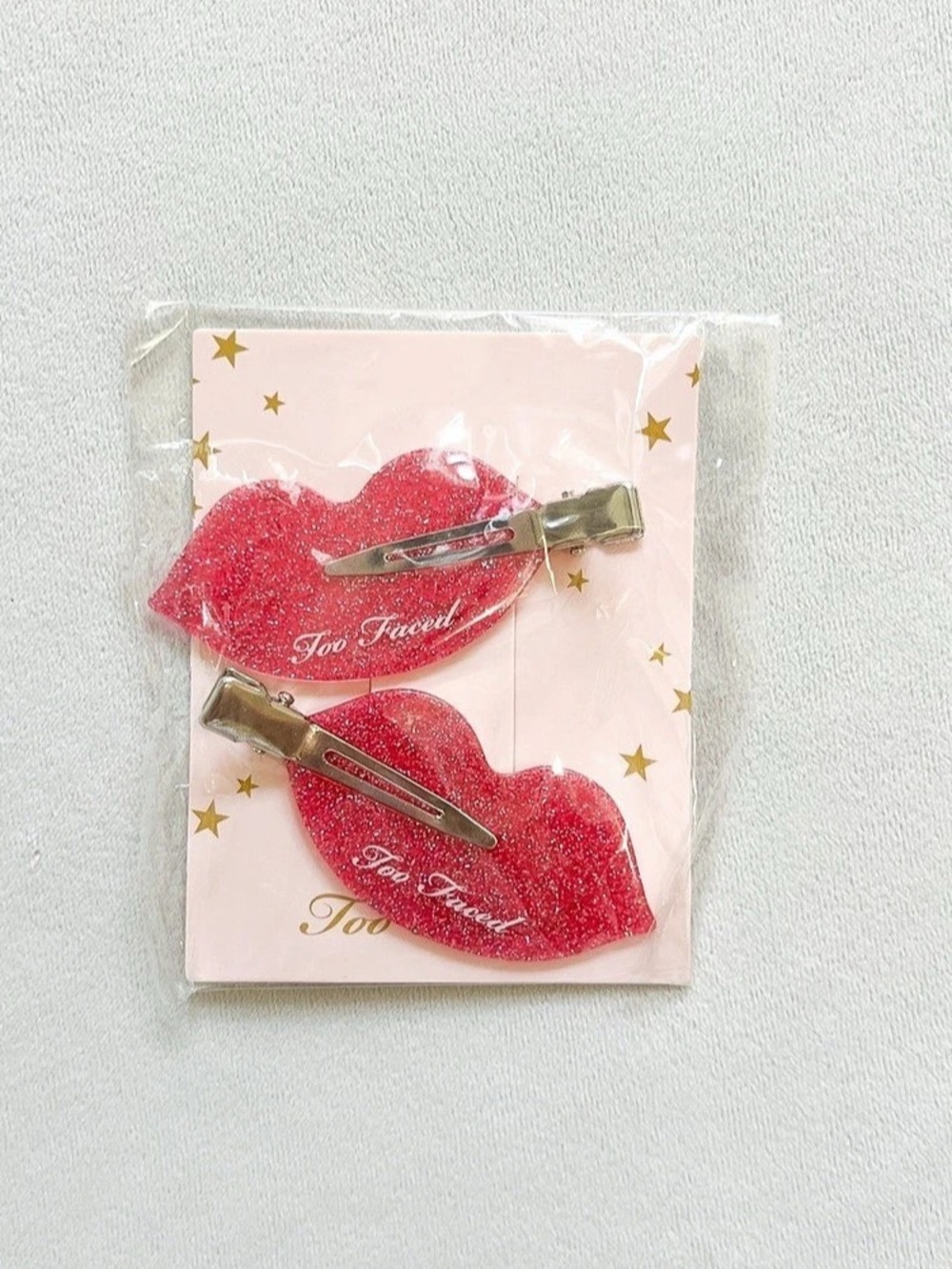 Too Faced Glitter Lip Hair Clips Pink